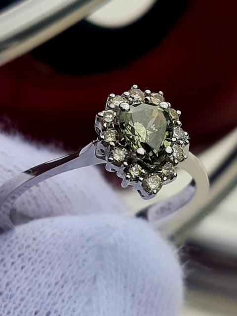 Pierścionek 0,48ct + 0,13ct Pierścionek 0,48ct + 0,13ct