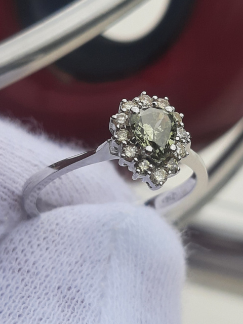 Pierścionek 0,48ct + 0,13ct Pierścionek 0,48ct + 0,13ct