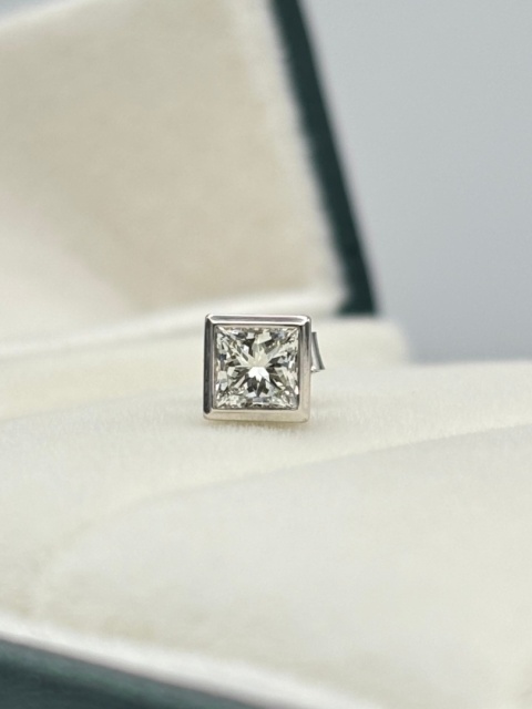 Kolczyk 0,50ct H/VVS2