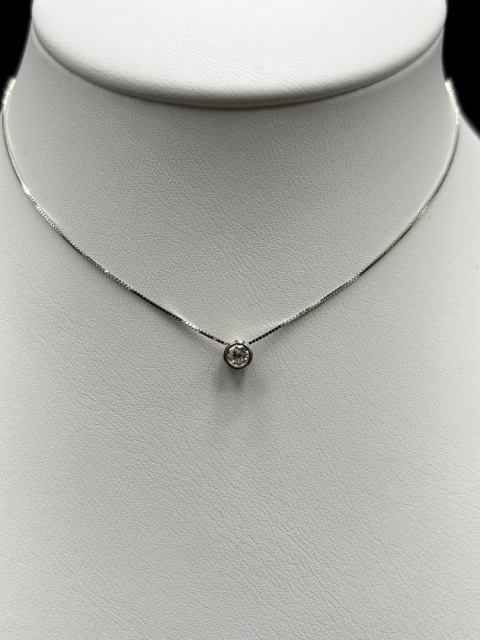 Naszyjnik 0,11ct
