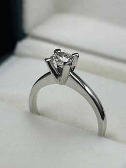Pierścionek 0,50ct