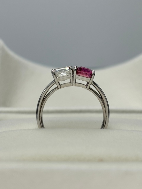 Pierścionek 2 x 1ct GIA