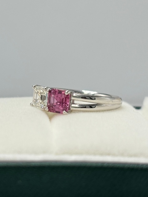 Pierścionek 2 x 1ct GIA