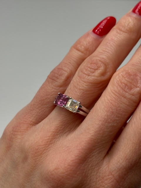 Pierścionek 2 x 1ct GIA