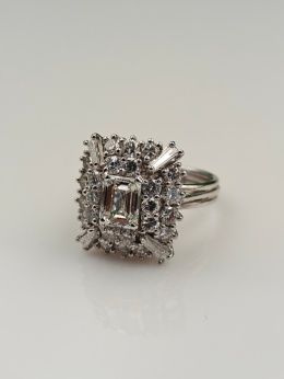 Pierścionek 3,18ct