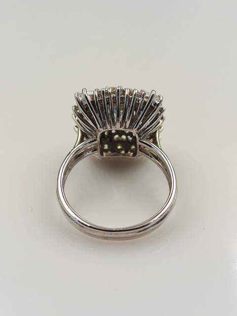 Pierścionek 3,18ct