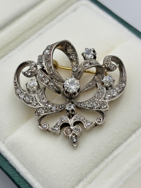 Wisior / Brosza 0,87ct